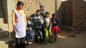 La familia que me recibió en la primera noche solo desde la Paz, en Ayo Ayo